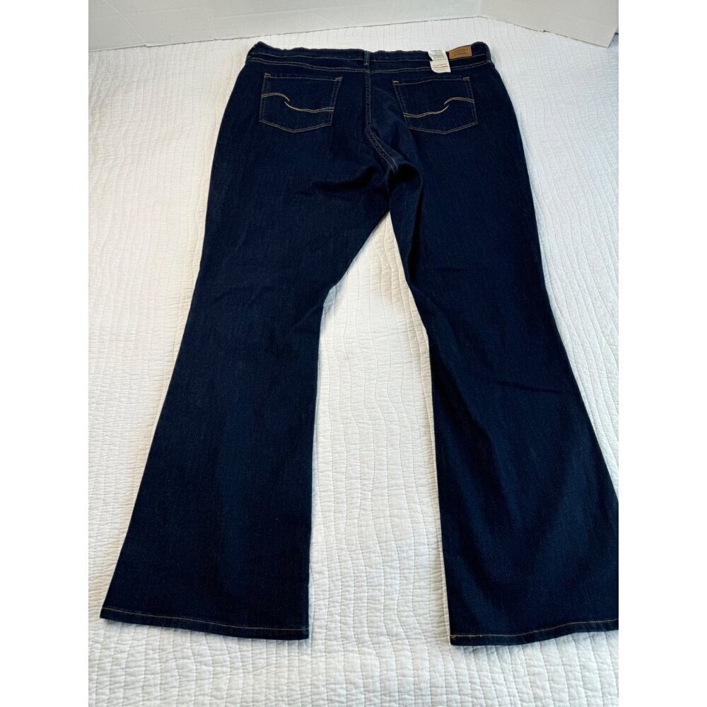 Levi’s Women's Signature Mid Rise BootCut Simply Stretch Jeans SZ 22M NEW Wester - Picture 3 of 9